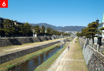 芦屋川